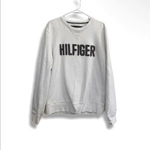 Vintage Tommy Crewneck!